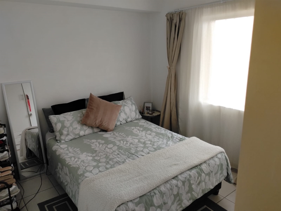 2 Bedroom Property for Sale in Parklands Western Cape